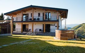 Villa Wild Rooms