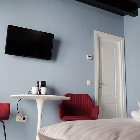 Villa Wild Rooms Jiet Room photo